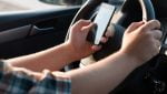Chuyên gia cảnh bảo Không nên sử dụng điện thoại khi đang đi xe ô tô